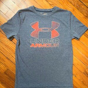 LOT Under Armour Boys T-Shirt Long Sleeves Size YMD YLG